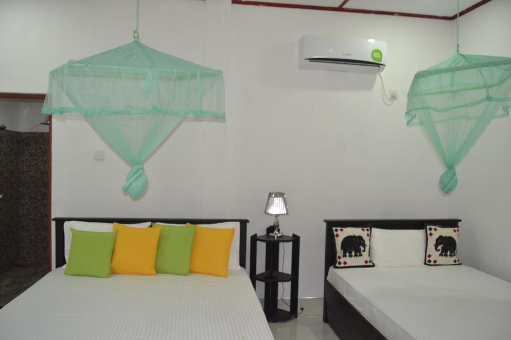 Lovely Lodge Sigiriya Buitenkant foto